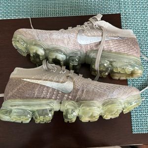 Nike VaporMax
